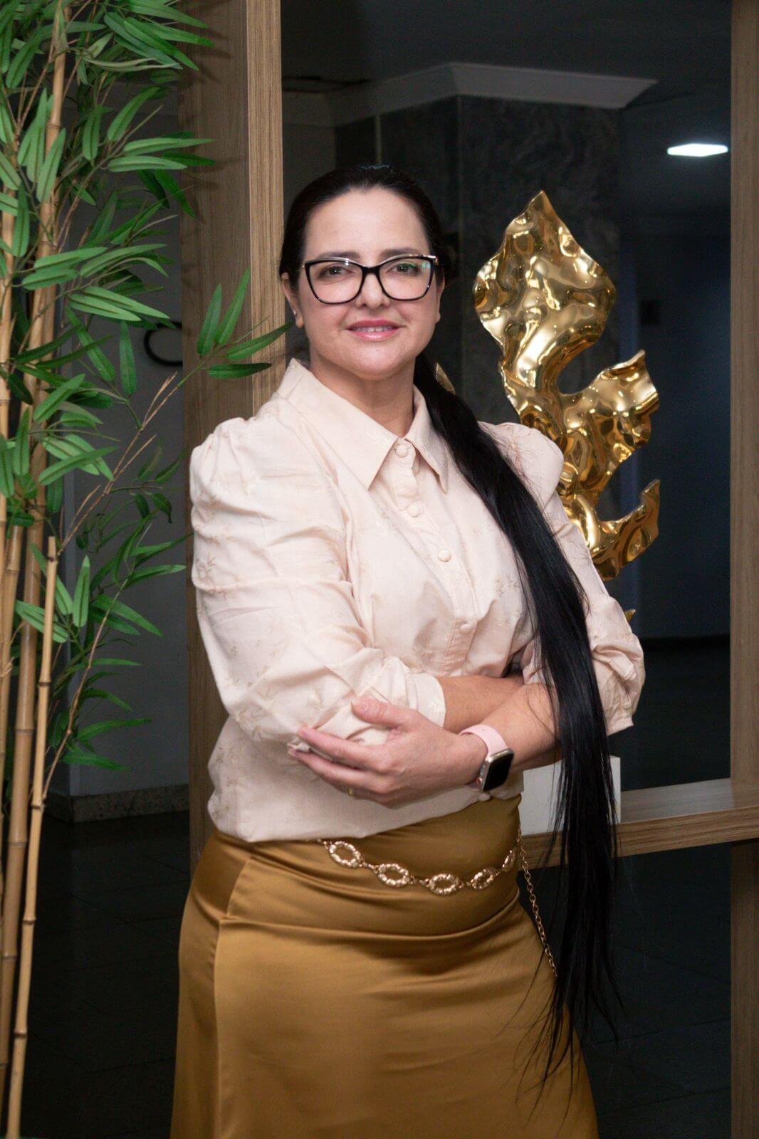 Lu Aires - Psicoterapeuta Integrativa